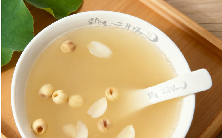 冬日圍爐時(shí)光，一碗野生葛粉撫平滿(mǎn)身燥意